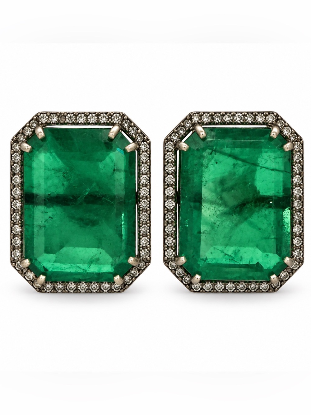Striking Vintage Emerald Green Halo Stud Statement Earrings 🆕